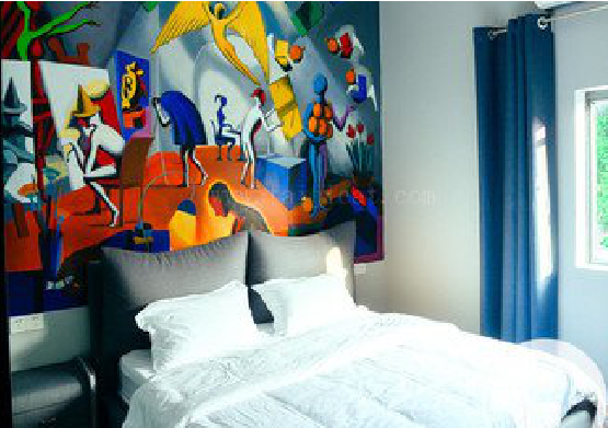 张家界对于酒店的墙体彩绘而言更注重哪些方面？