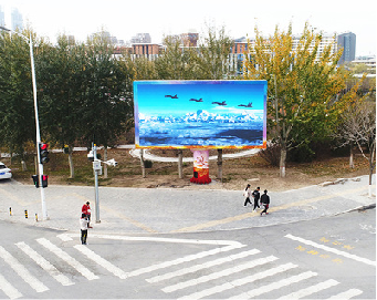 张家界户外大屏广告投放要点。